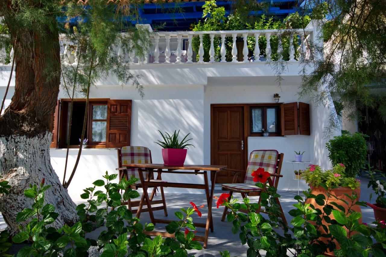 Alexandra Studios 2 Alonnisos Town Luaran gambar